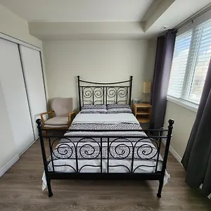 Homestay Scarborough Townhouse